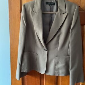Anne Klein 2 piece suit